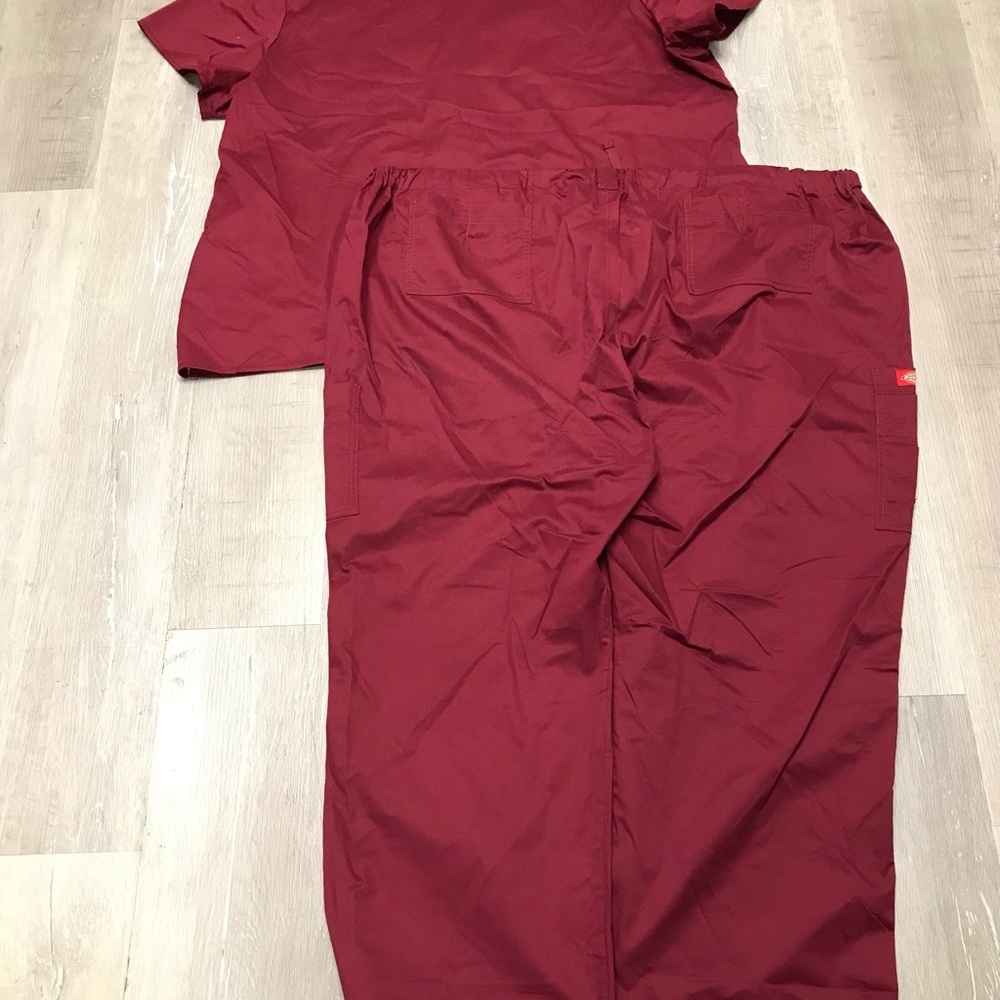 Dickies Red Scrub Set - image 2